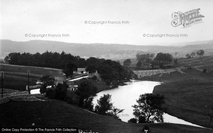 Photo of Grassington, The Bridge c.1935