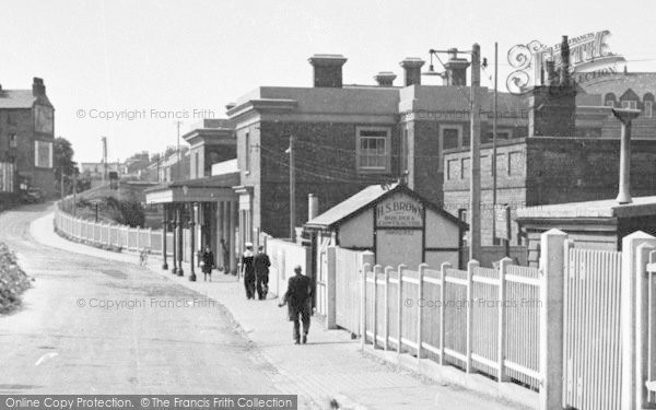 Photo of Gravesend, Railway Station c.1950