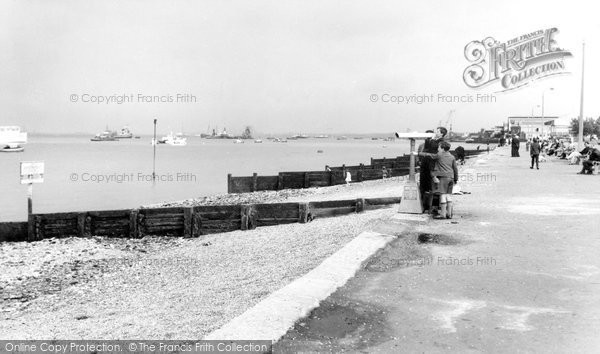 Photo of Gravesend, The Promenade c.1965