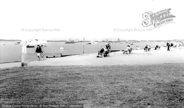 Photo of Gravesend, The Promenade c.1965