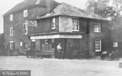 The Toll Gate Inn 1922, Gravesend