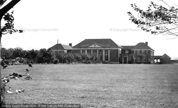 Photo of Grays, Palmer's Girls School c.1955