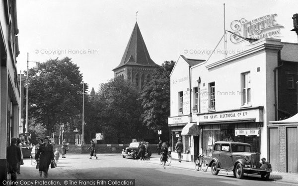 Photo of Grays, Parish Church And New Road c.1955