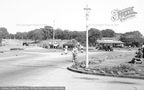 Photo of Grays, Roundabout, Socketts Heath c.1955
