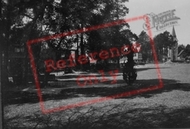 1934, Grayshott
