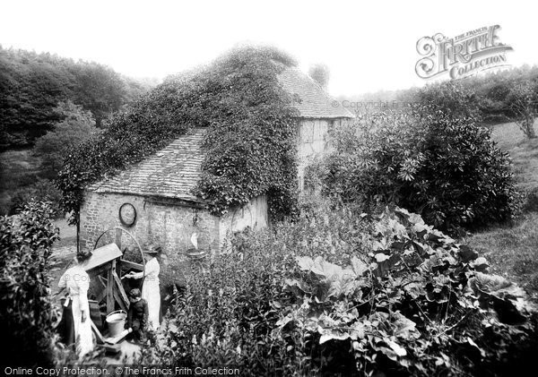 Photo of Grayshott, Bowes Cottage, Whitmore Vale 1915
