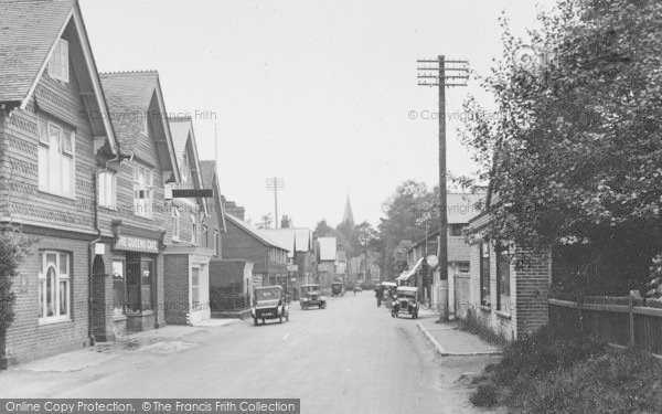 Photo of Grayshott, Crossway Road, The Queen's Cafe 1930