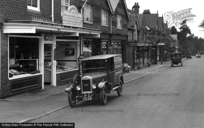 Photo of Grayshott, Delivery Van, Headley Road 1930