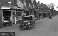 Delivery Van, Headley Road 1930, Grayshott
