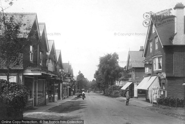 Photo of Grayshott, Headley Road 1917