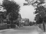 Headley Road 1924, Grayshott
