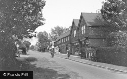 Headley Road 1925, Grayshott