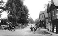 The Crossways 1917, Grayshott