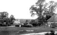 Village 1902, Grayswood