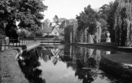 The New River c.1955, Great Amwell