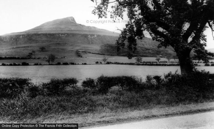 Photo of Great Ayton, Roseberry Topping c.1960