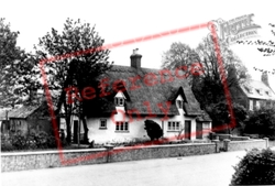 Thatched Cottages c.1955, Great Barford