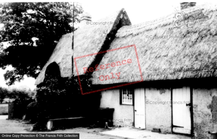 Photo of Great Barford, Thatched Cottages c.1960