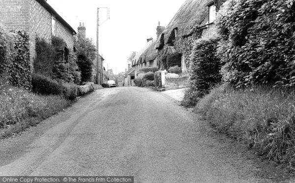 Photo of Great Bedwyn, Farm Lane c.1955