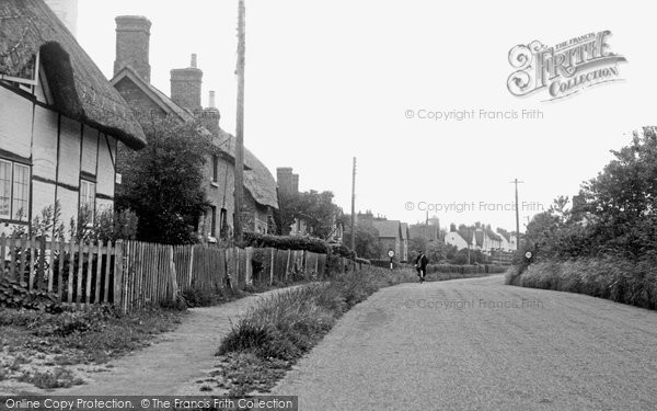 Photo of Great Bedwyn, Lower End c.1955