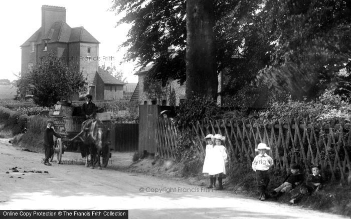 Photo of Great Bookham, Children By Leatherhead Road 1904