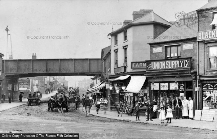 Photo of Great Bridge, New Road c.1900