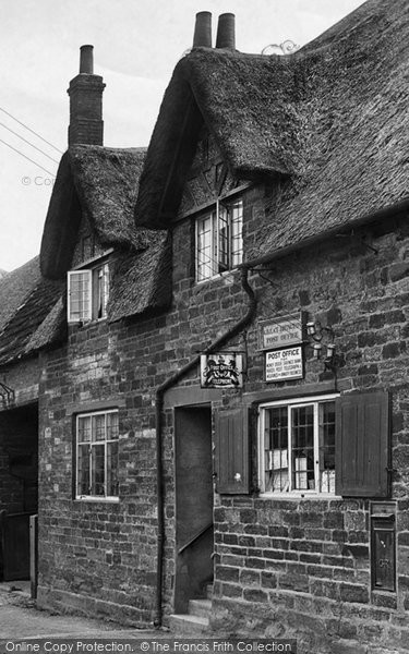 Photo of Great Brington, The Post Office 1922