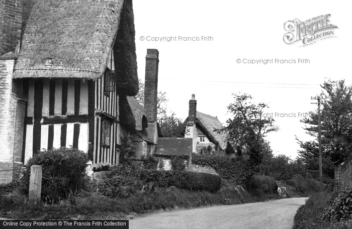 Photo of Great Comberton, Cottages c.1960