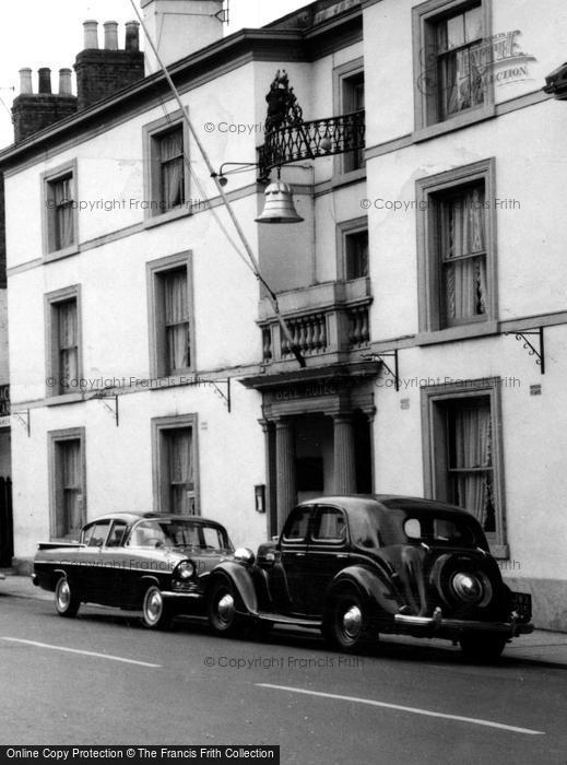 Photo of Great Driffield, Bell Hotel, Market Place c.1960