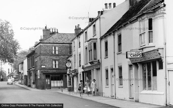 Photo of Great Driffield, Exchange Street And New Road c.1960