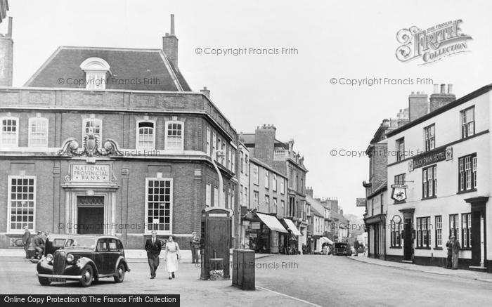 Photo of Great Driffield, Market Place c.1960