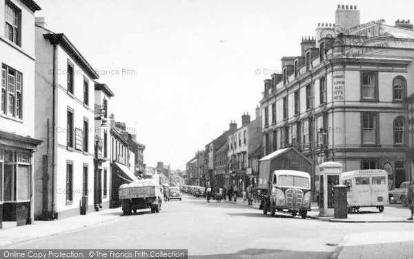 Photo of Great Driffield, The Market Place c.1950