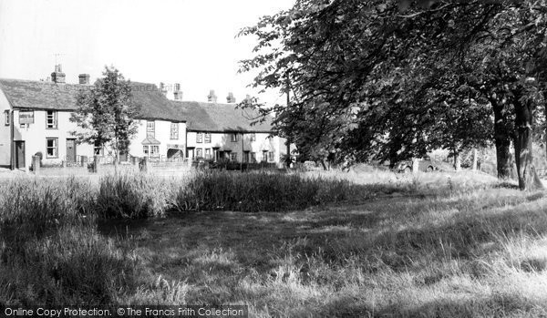 Photo of Great Dunmow, Parsonage Downs c.1955