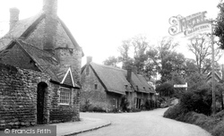 The Village c.1955, Great Haseley