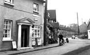 The Square 1956, Great Haywood