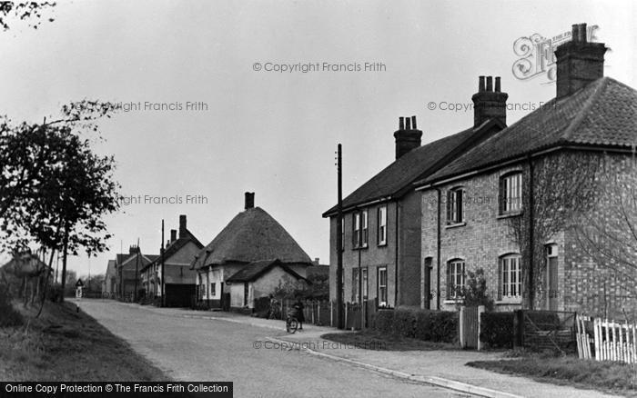 Photo of Great Hockham, Harling Road c.1955