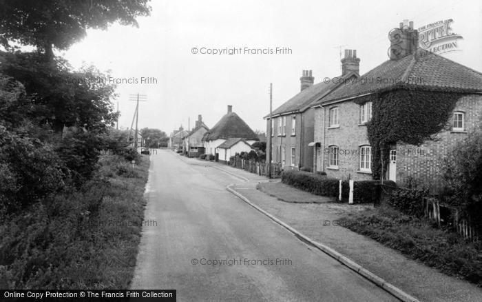Photo of Great Hockham, Harling Road c.1960