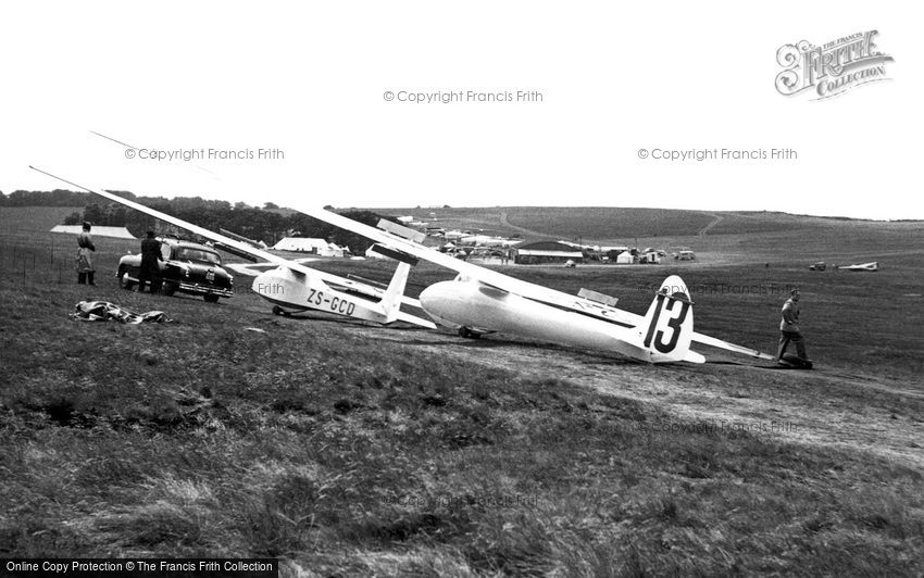 Great Hucklow, World and Cadet Gliding, the Gliding Club c1955