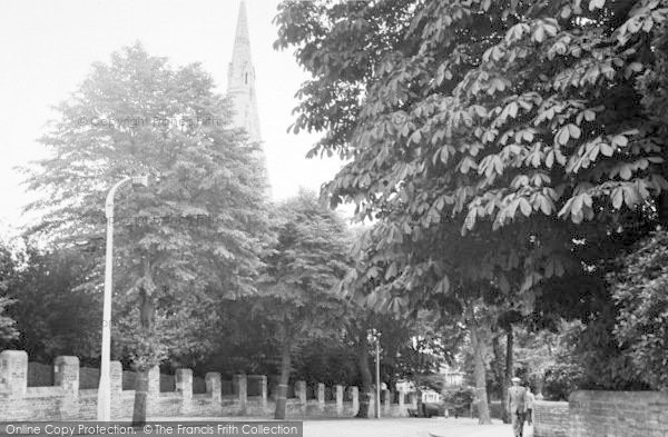 Photo of Great Malvern, Avenue Road c.1955