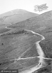 Hill Paths, Worcestershire Beacon 1923, Great Malvern