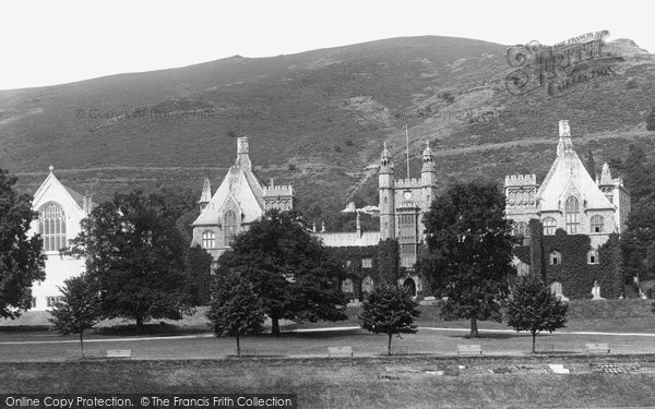 Photo of Great Malvern, The College 1899