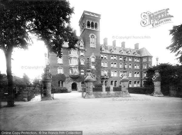 Photo of Great Malvern, The Girls' College 1925