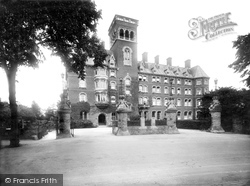 The Girls' College 1925, Great Malvern