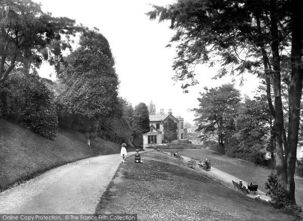 Photo of Great Malvern, The Public Gardens 1923