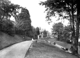 The Public Gardens 1923, Great Malvern