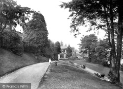 The Public Gardens 1923, Great Malvern