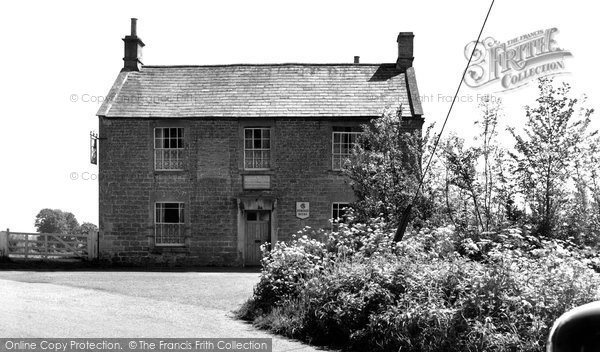 Photo of Great Somerford, The Masons Arms c.1955