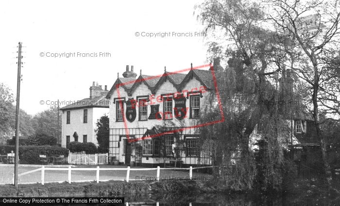 Photo of Great Warley, Headley Common, The Headley Arms c.1955