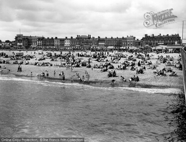 Photo of Great Yarmouth, Beach c.1960