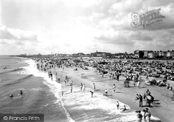 Central Beach c.1955, Great Yarmouth